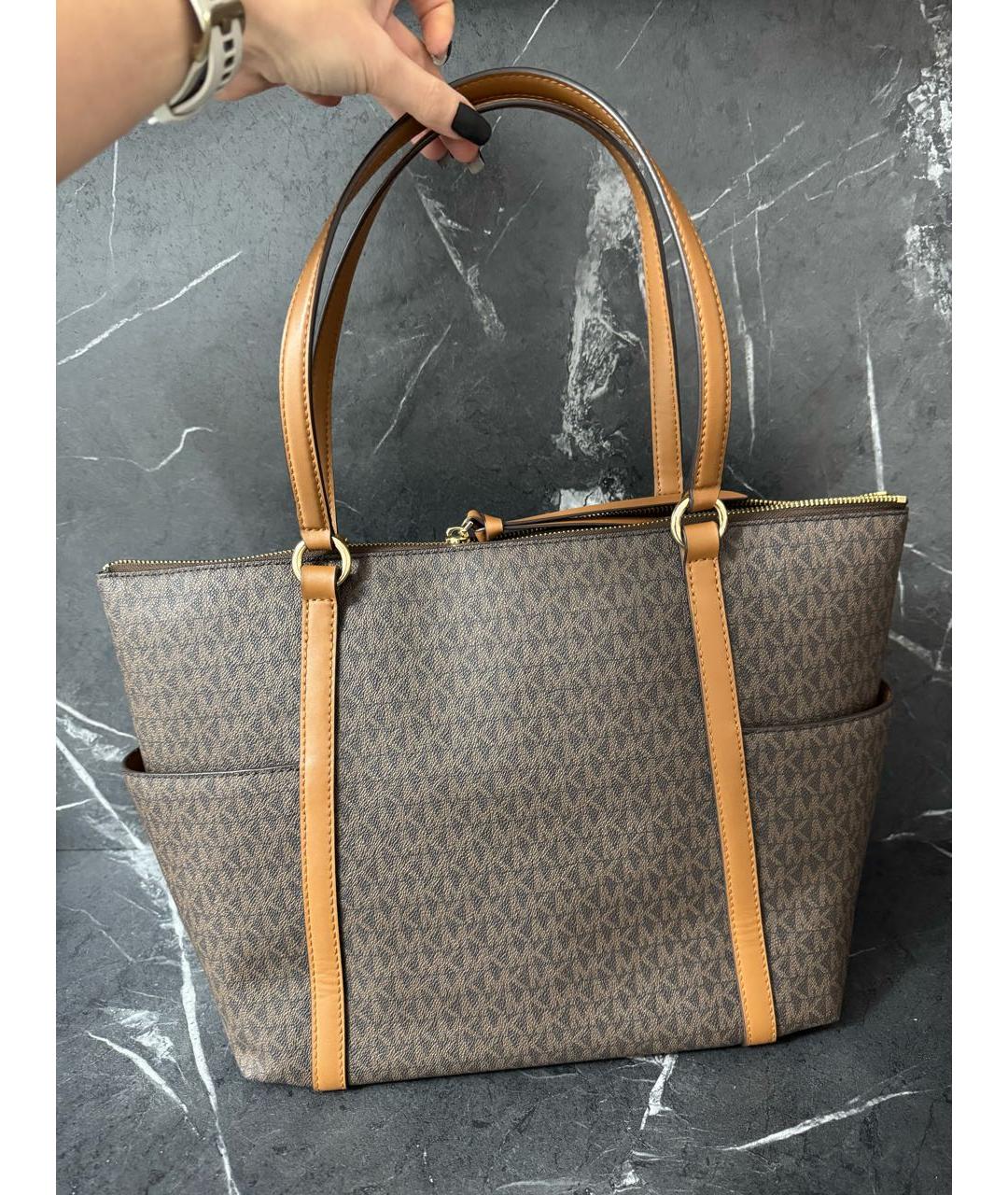 MICHAEL KORS Коричневая кожаная сумка с короткими ручками, фото 3