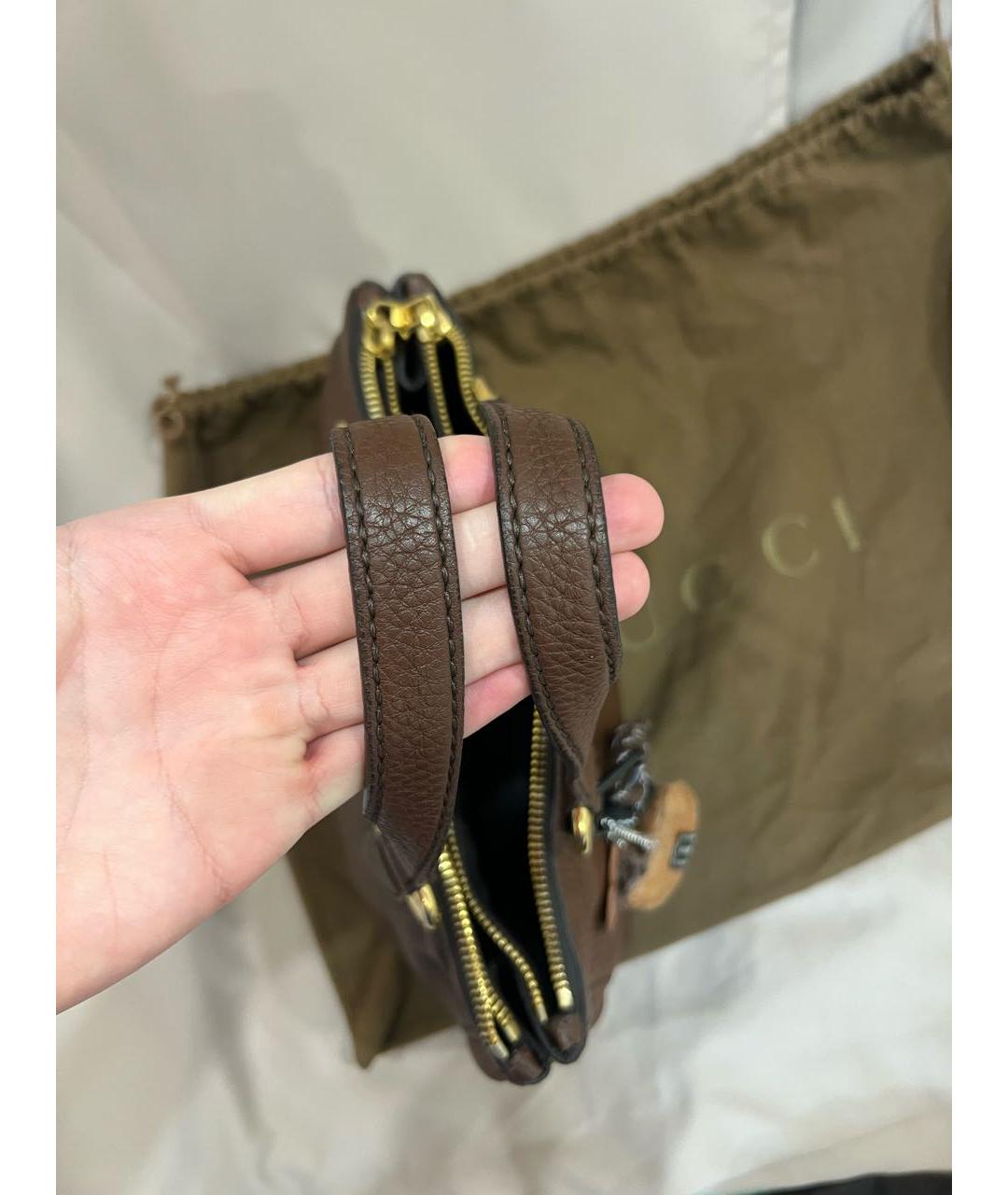 MIU MIU Коричневая кожаная сумка с короткими ручками, фото 5