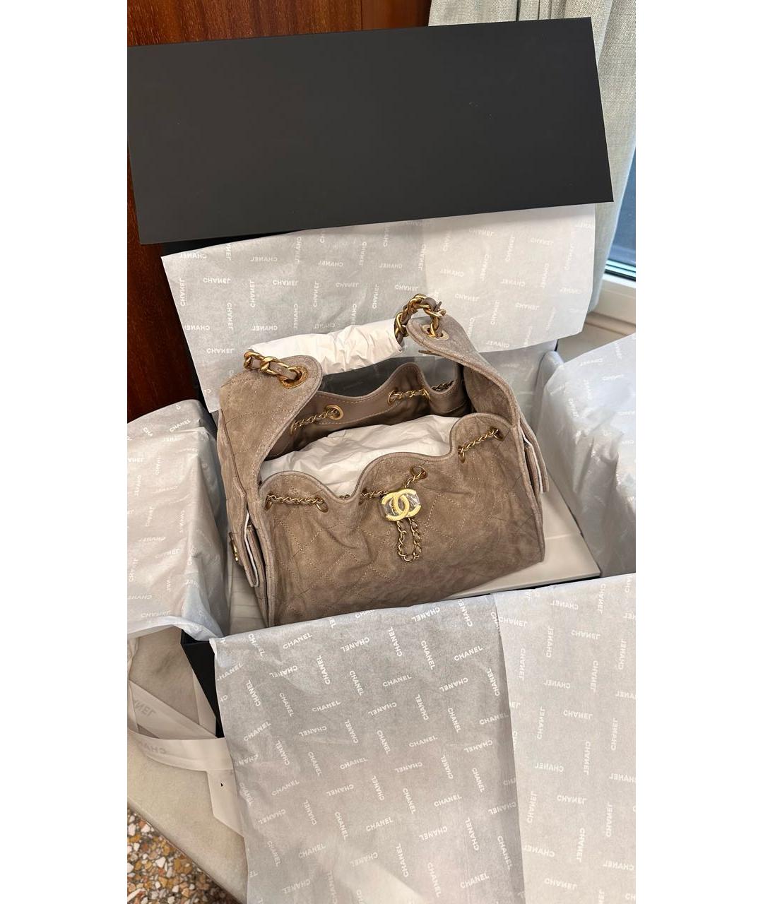 CHANEL Бежевая замшевая сумка тоут, фото 7