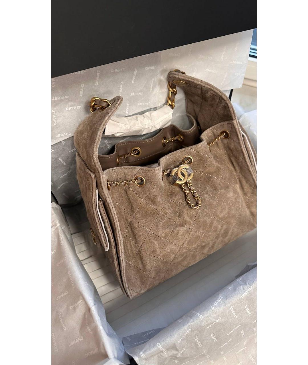 CHANEL Бежевая замшевая сумка тоут, фото 2