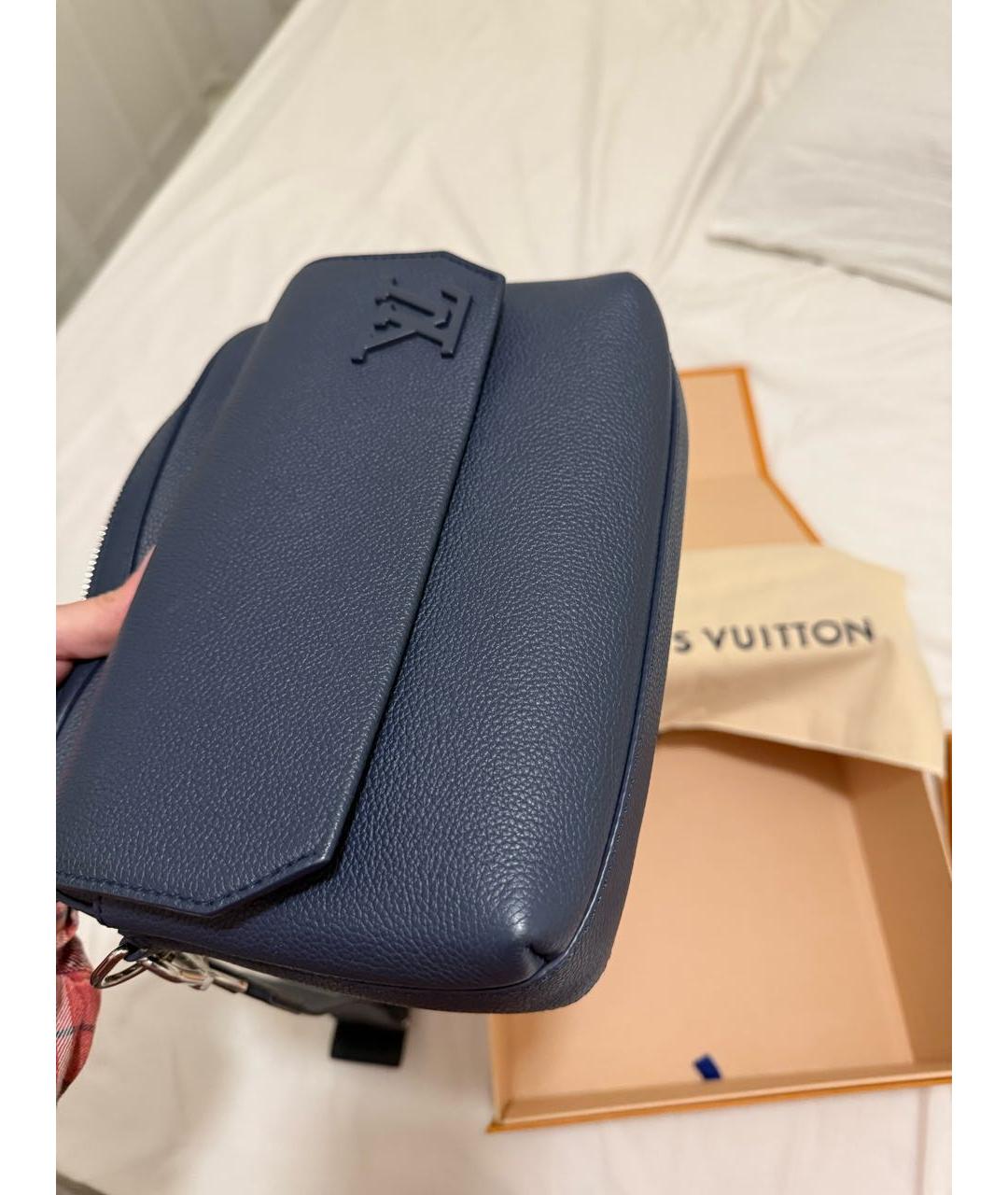 LOUIS VUITTON Темно-синяя кожаная сумка на плечо, фото 4