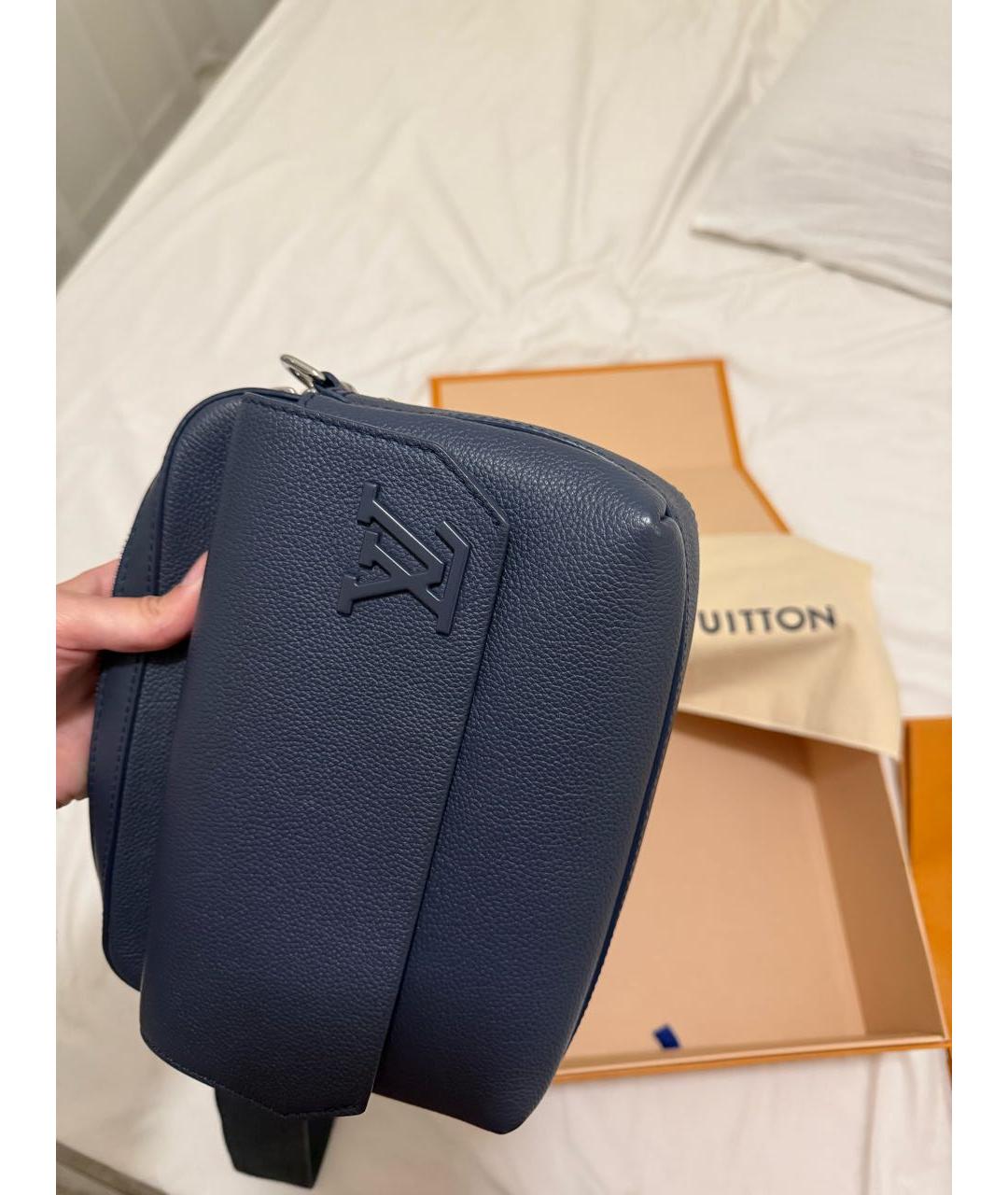 LOUIS VUITTON Темно-синяя кожаная сумка на плечо, фото 3