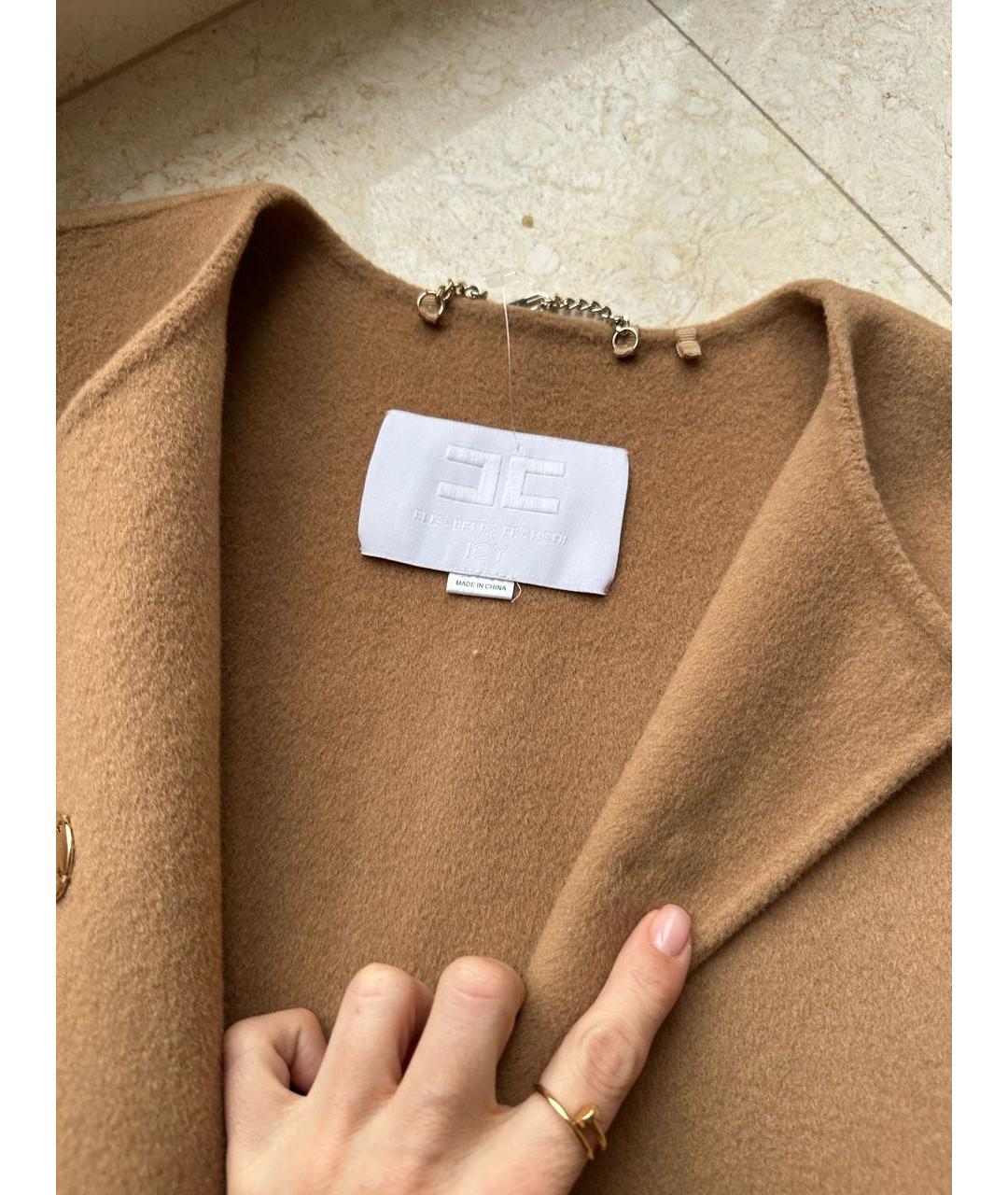 ELISABETTA FRANCHI Горчичное полиэстеровое пальто, фото 4