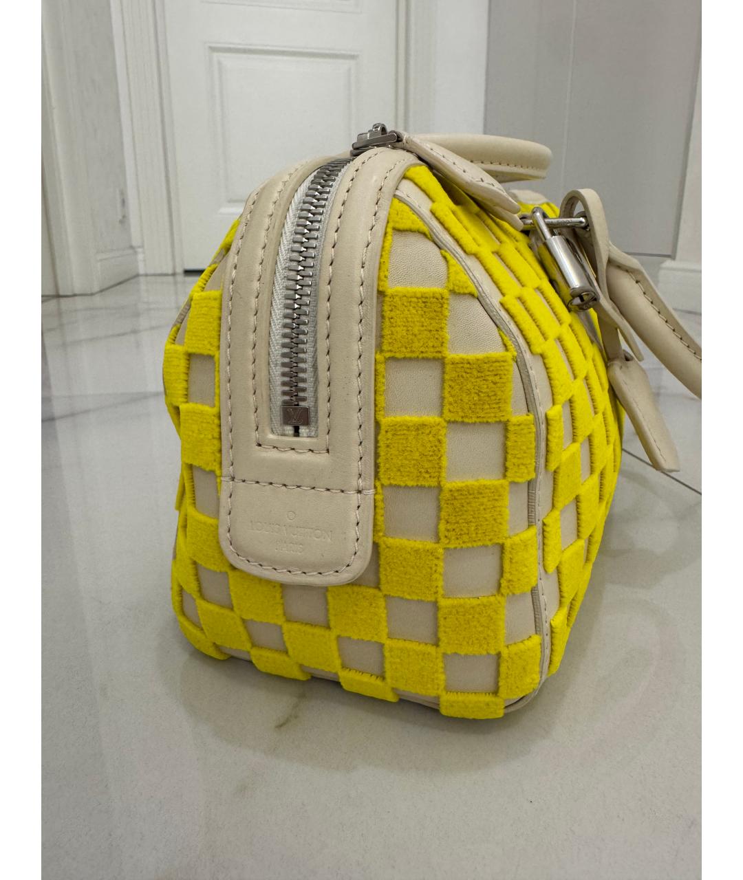 LOUIS VUITTON Желтая кожаная сумка с короткими ручками, фото 6