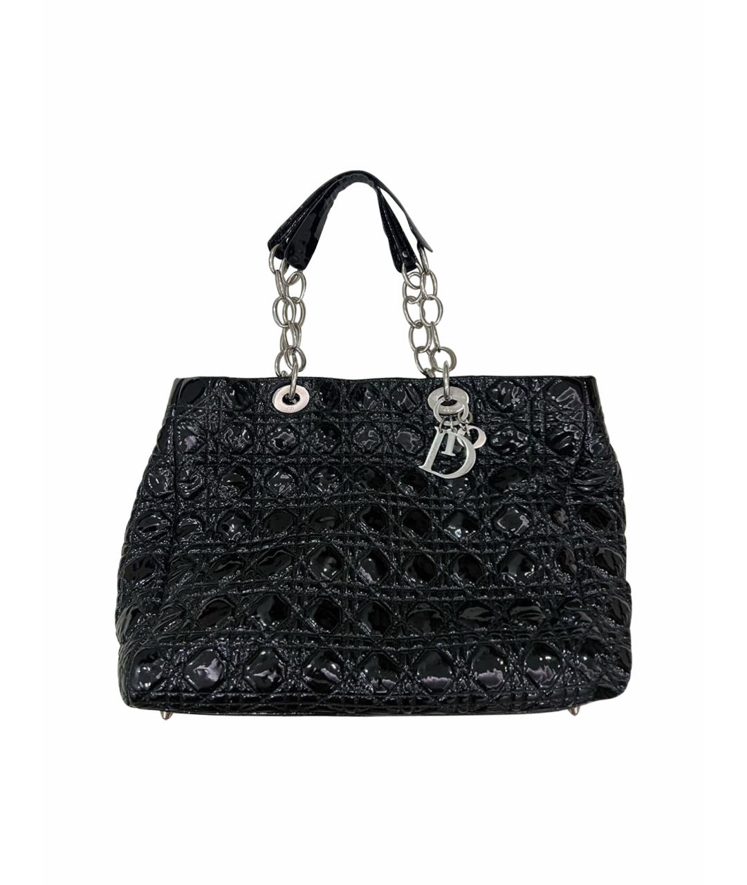 CHRISTIAN DIOR Черная сумка через плечо из лакированной кожи, фото 1