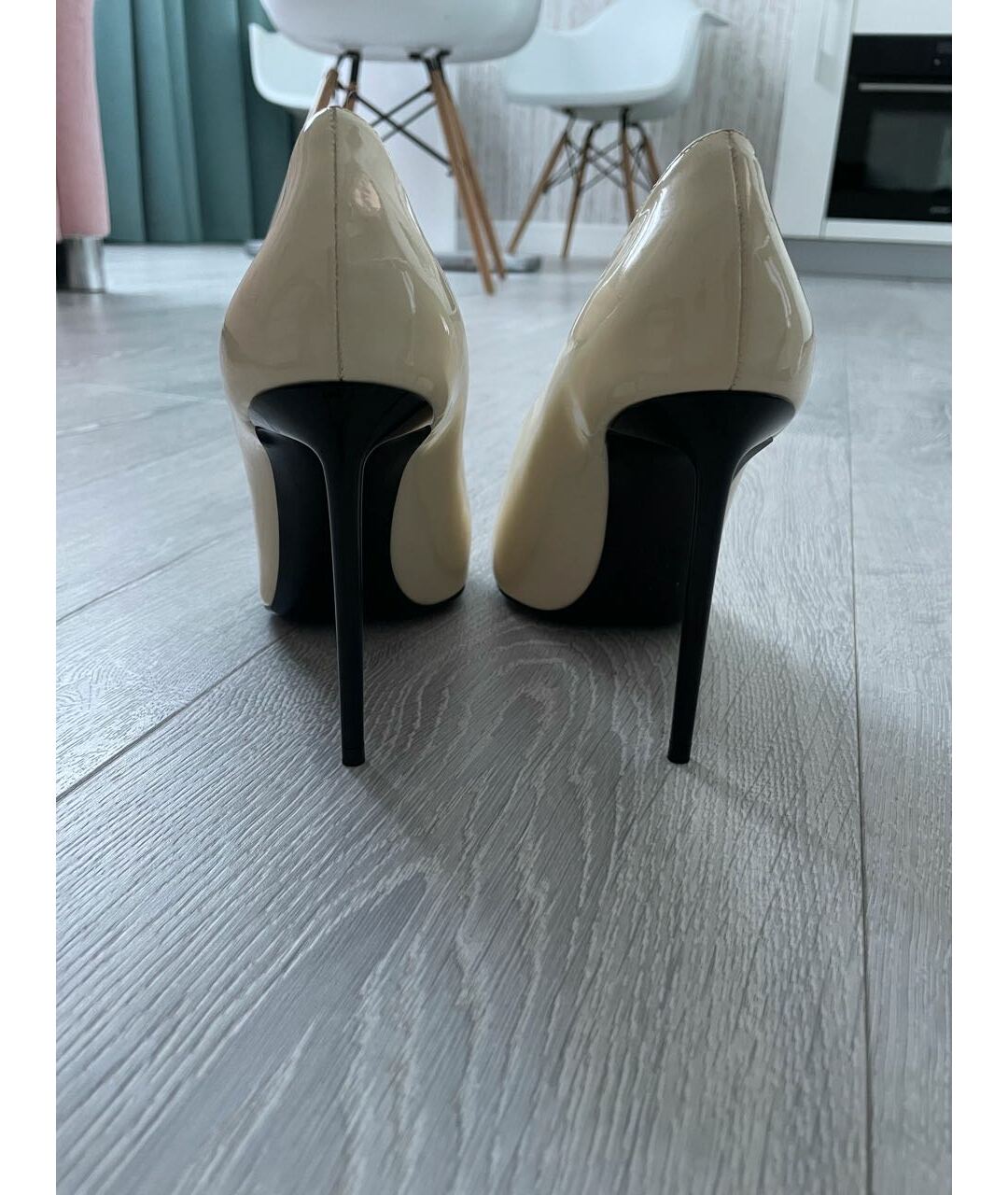 SAINT LAURENT Белые туфли из лакированной кожи, фото 4