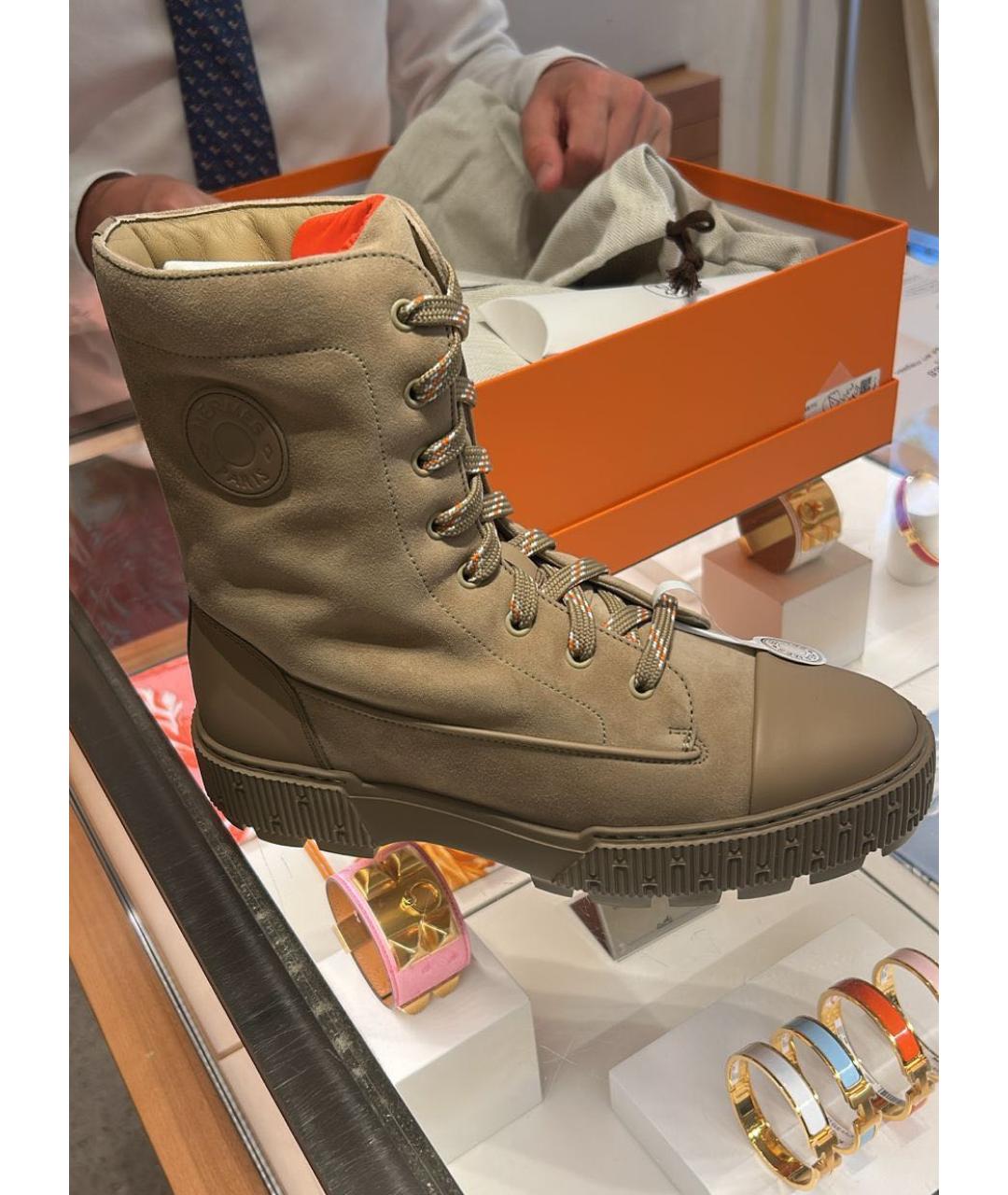 HERMES Бежевые замшевые ботинки, фото 5