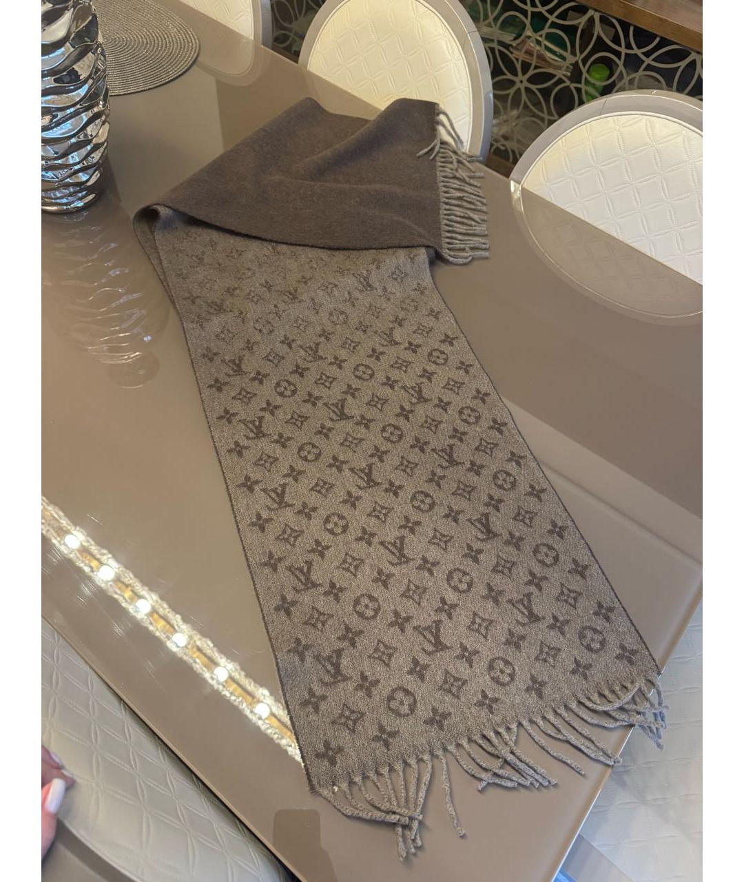 LOUIS VUITTON Коричневый кашемировый шарф, фото 3