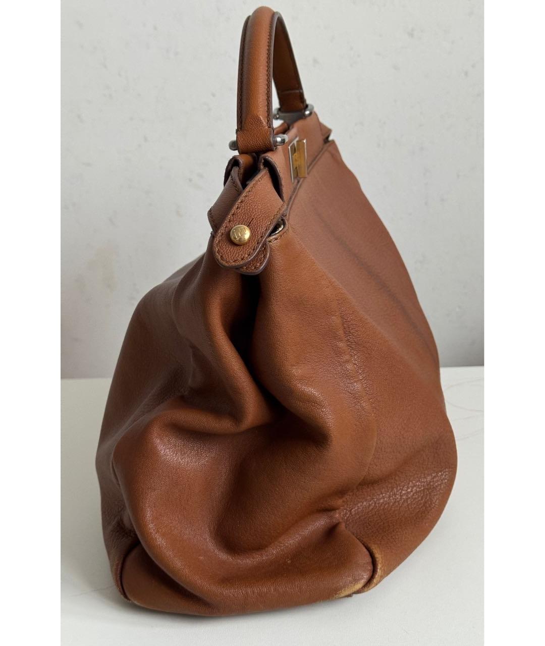 FENDI Коричневая кожаная сумка с короткими ручками, фото 2