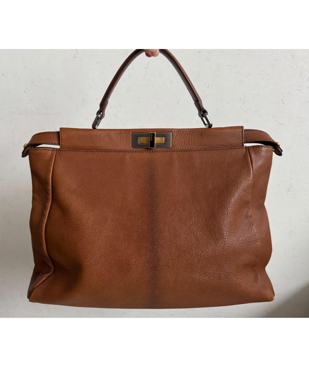 FENDI Коричневая кожаная сумка с короткими ручками, фото 9