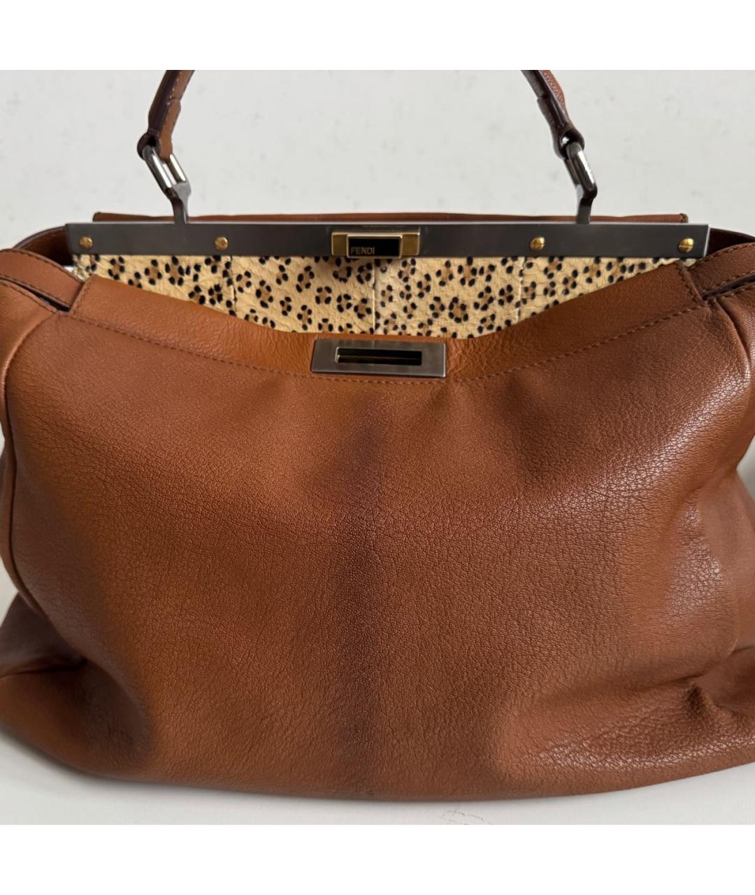 FENDI Коричневая кожаная сумка с короткими ручками, фото 3