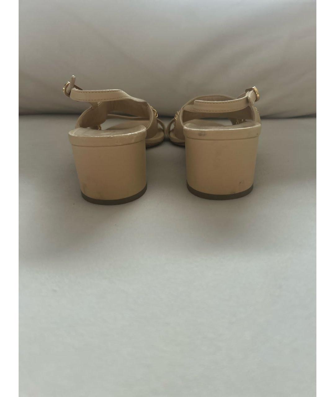 CHANEL Бежевые кожаные босоножки, фото 4