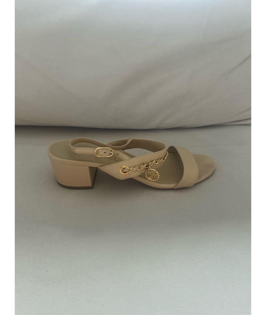 CHANEL Бежевые кожаные босоножки, фото 8