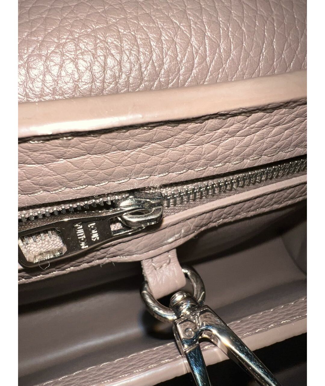 LOUIS VUITTON Розовая кожаная сумка с короткими ручками, фото 4