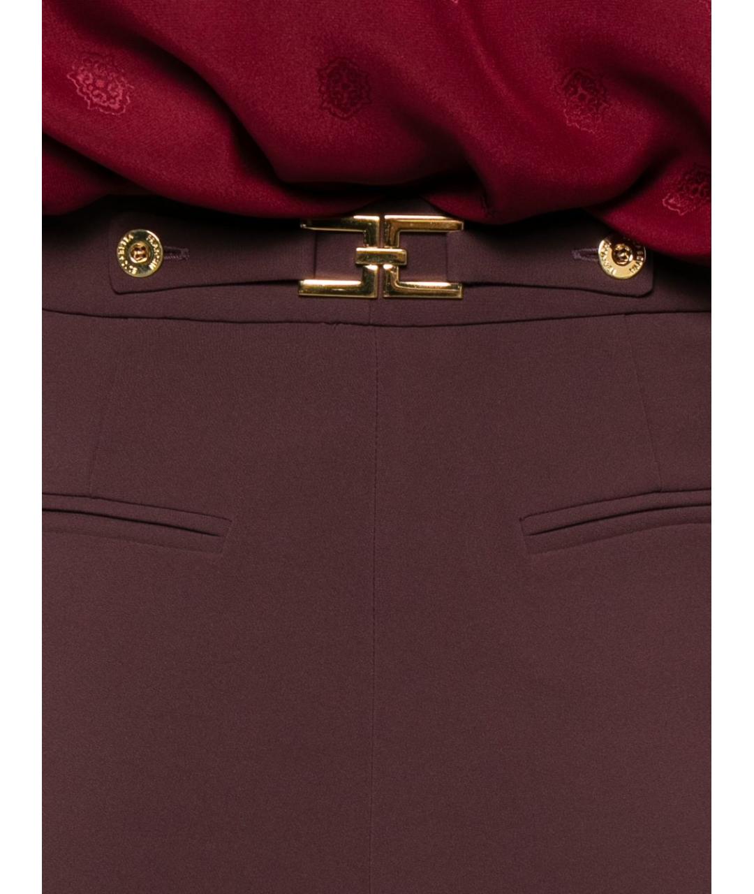 ELISABETTA FRANCHI Бордовые полиэстеровые прямые брюки, фото 5