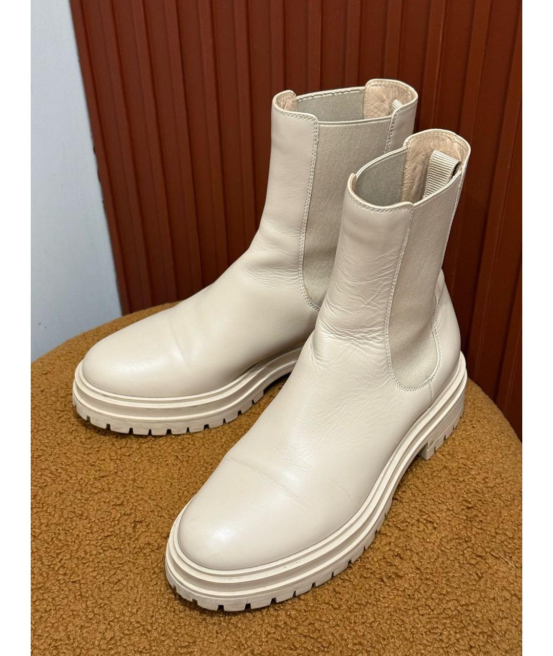 GIANVITO ROSSI Бежевые кожаные полусапоги, фото 3