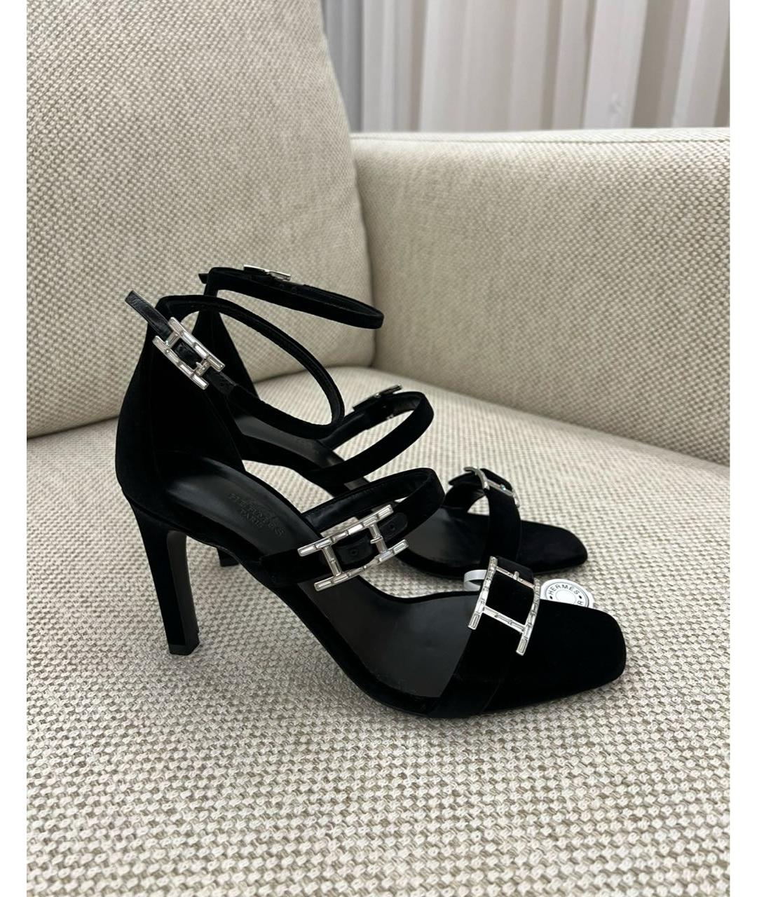 HERMES Черные бархатные босоножки, фото 5