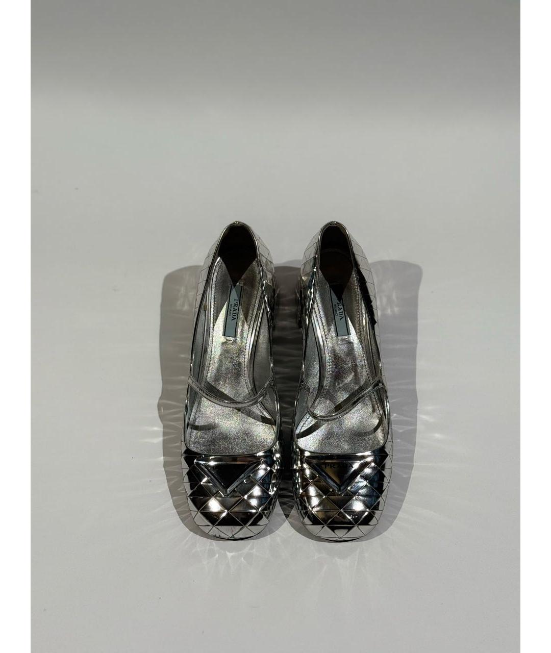 PRADA Серебряные туфли из лакированной кожи, фото 2