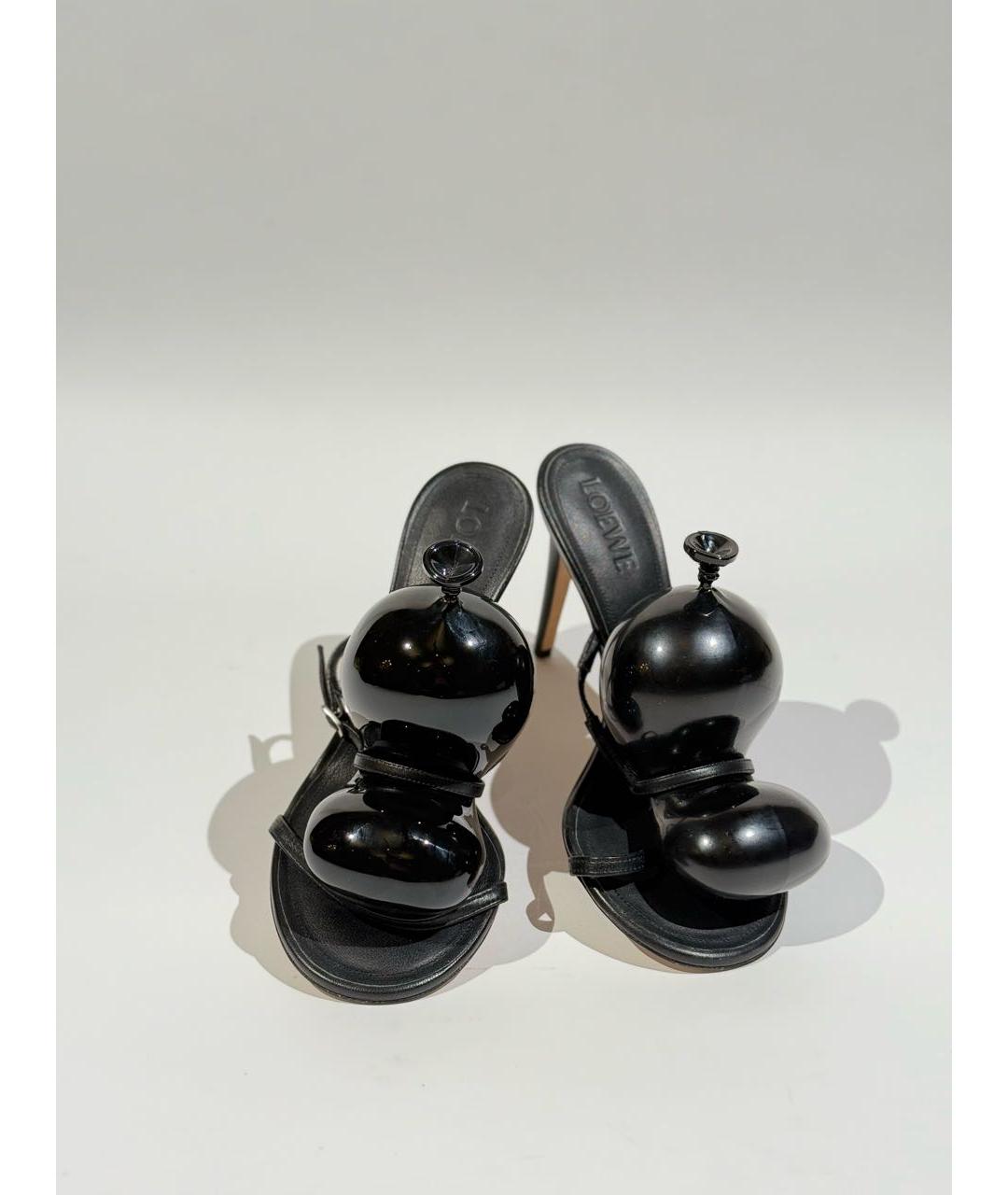 LOEWE Черные кожаные босоножки, фото 5