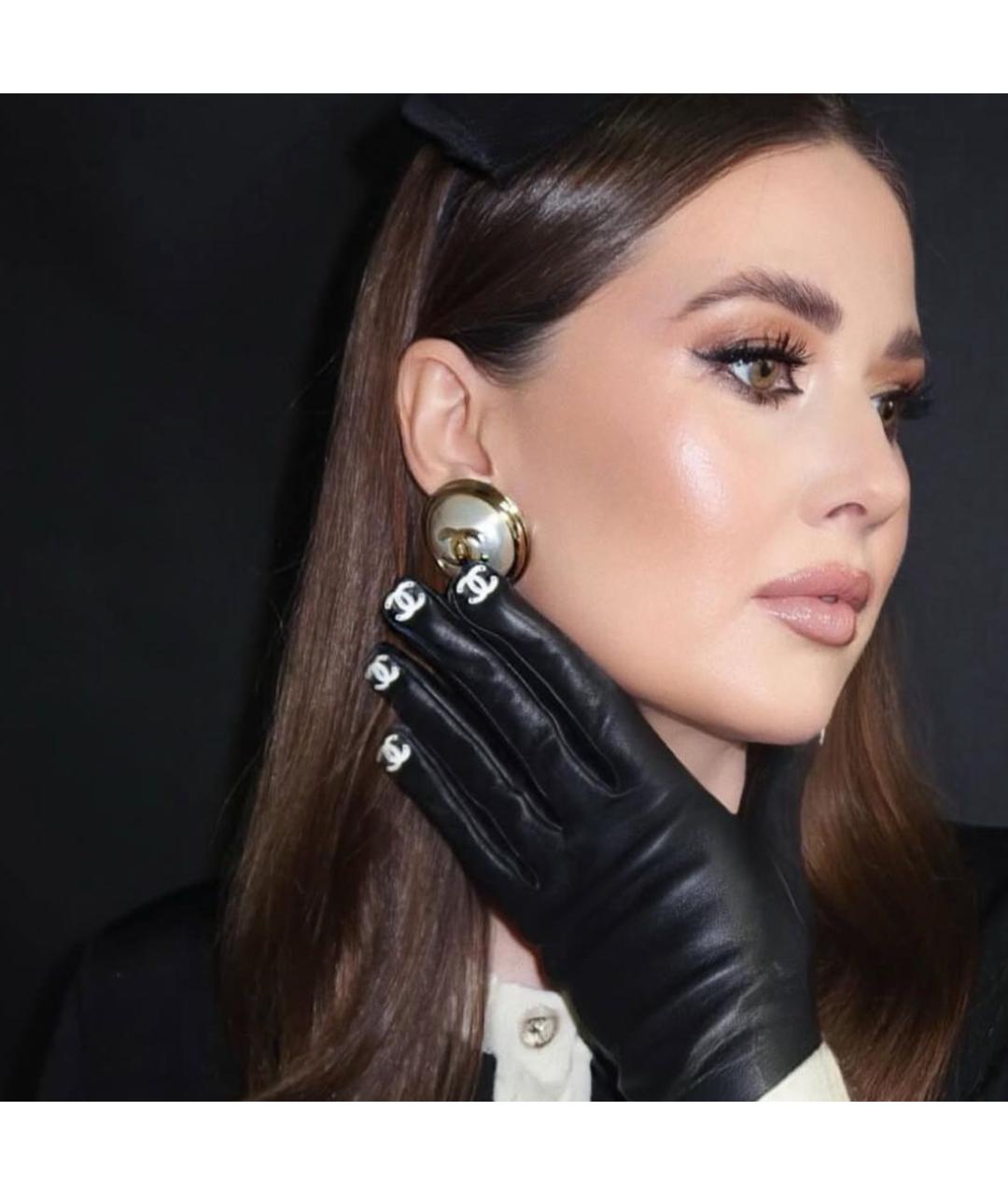 CHANEL Бежевые металлические клипсы, фото 4