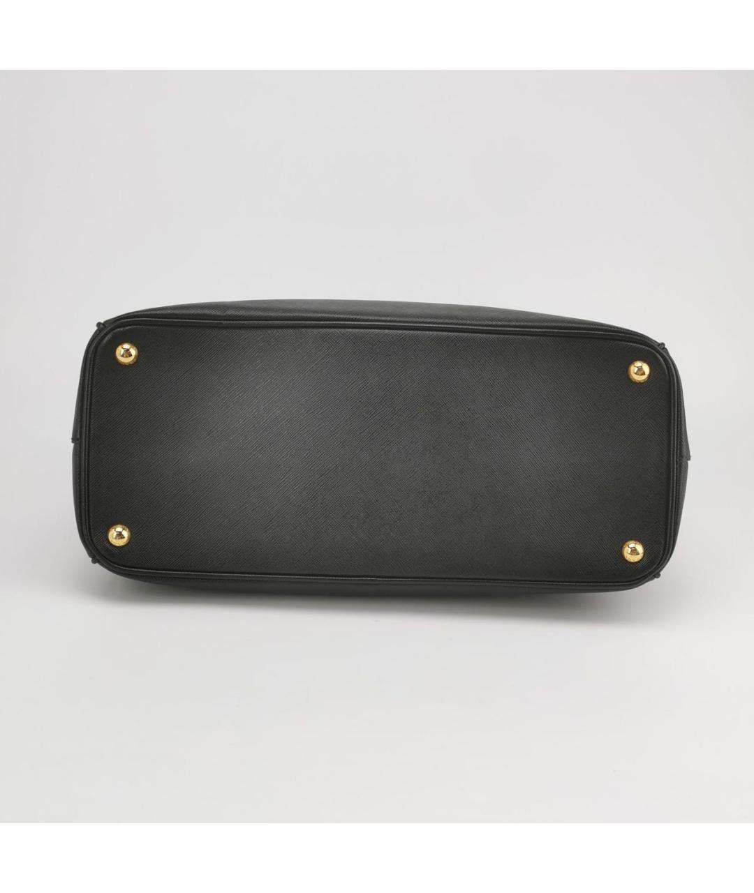 PRADA Черная кожаная сумка с короткими ручками, фото 5