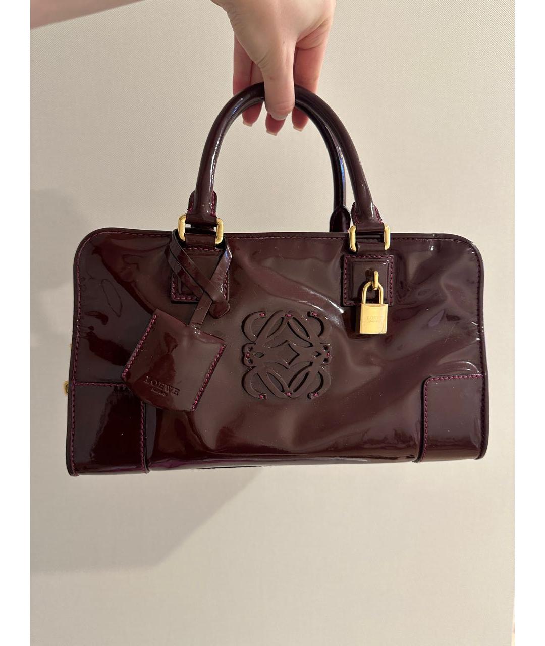 LOEWE Бордовая сумка тоут из лакированной кожи, фото 9