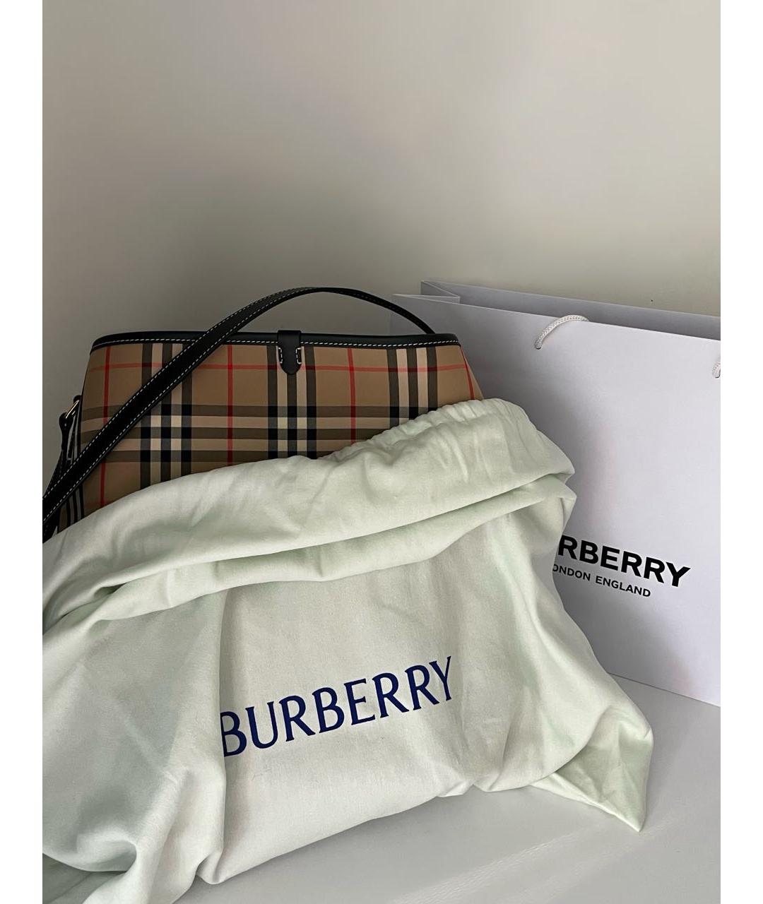 BURBERRY Бежевая кожаная сумка с короткими ручками, фото 6