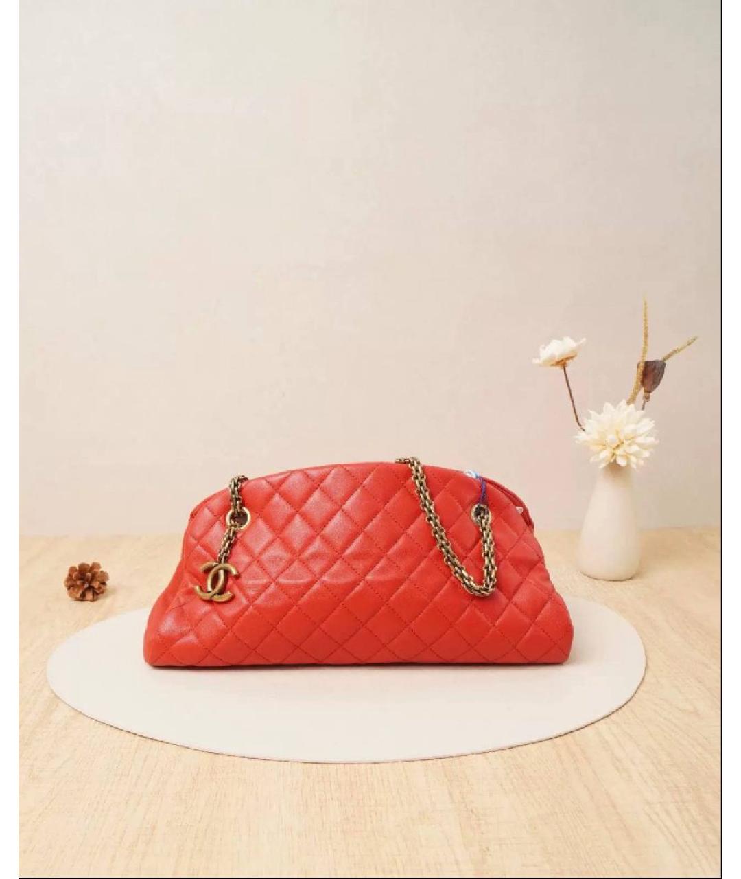 CHANEL Красная кожаная сумка через плечо, фото 9