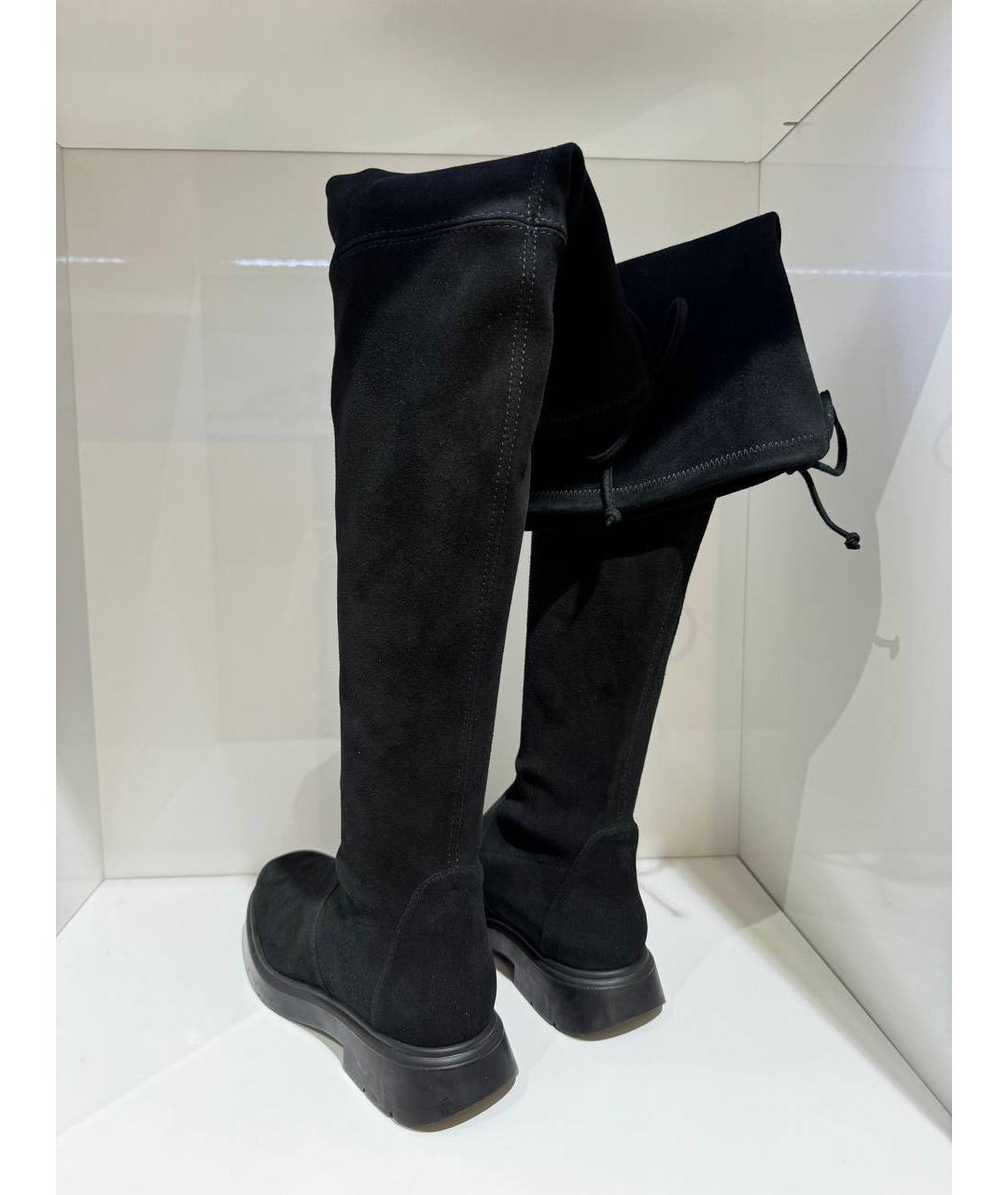 STUART WEITZMAN Черные замшевые ботфорты, фото 3