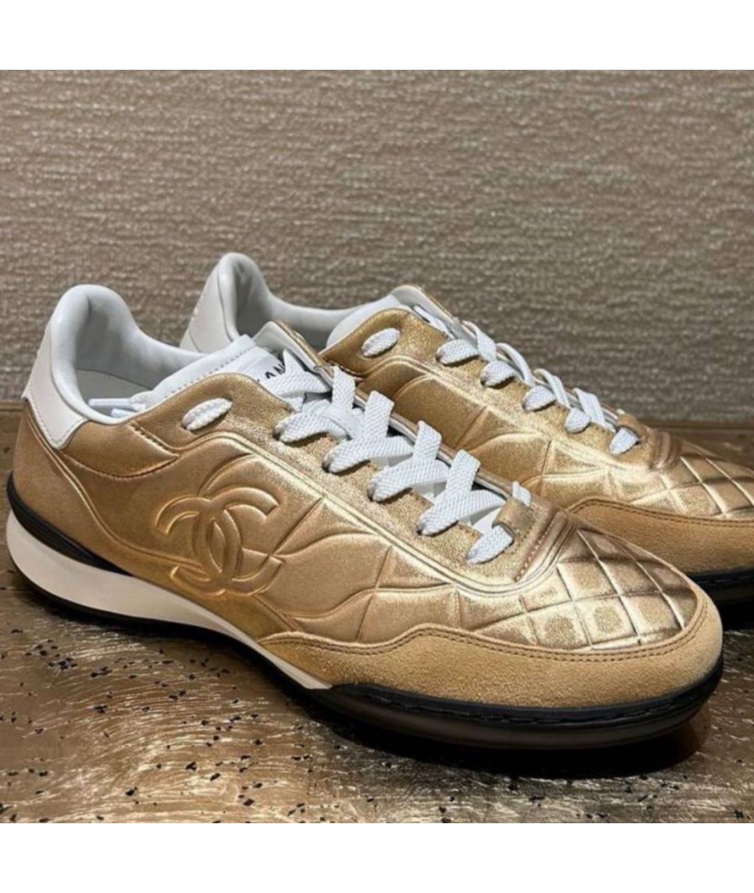 CHANEL Золотые кожаные кроссовки, фото 4