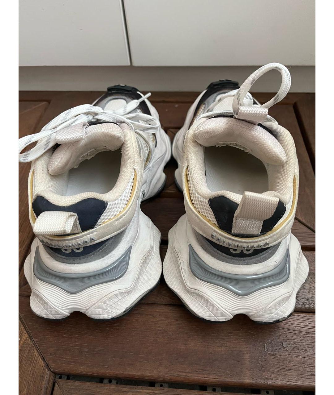 BALENCIAGA Белые текстильные кроссовки, фото 3