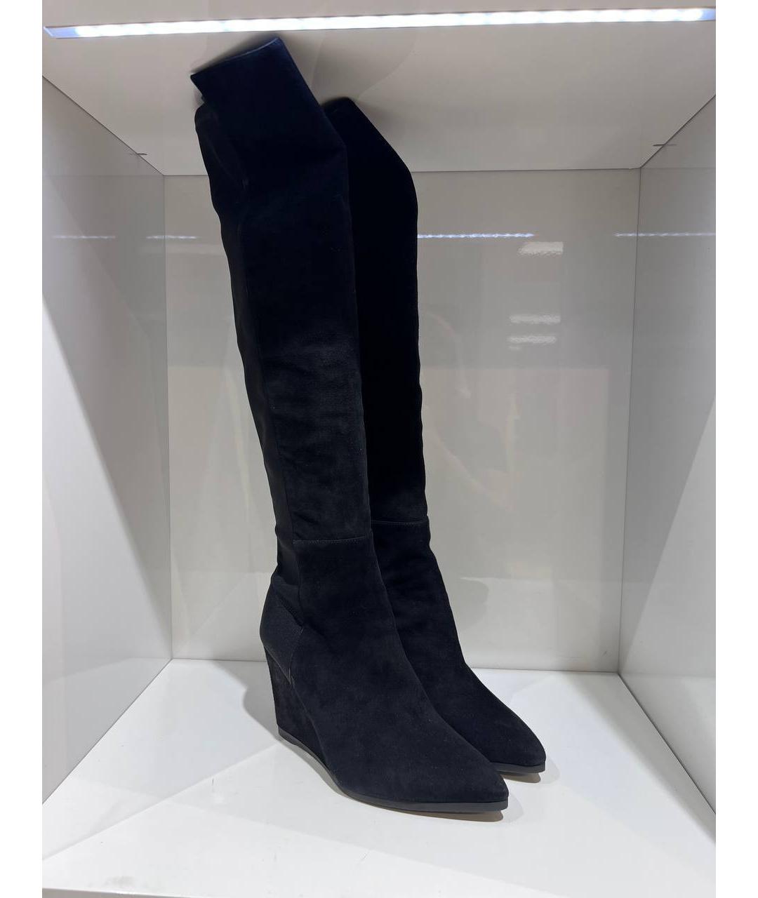 STUART WEITZMAN Черные замшевые сапоги, фото 2