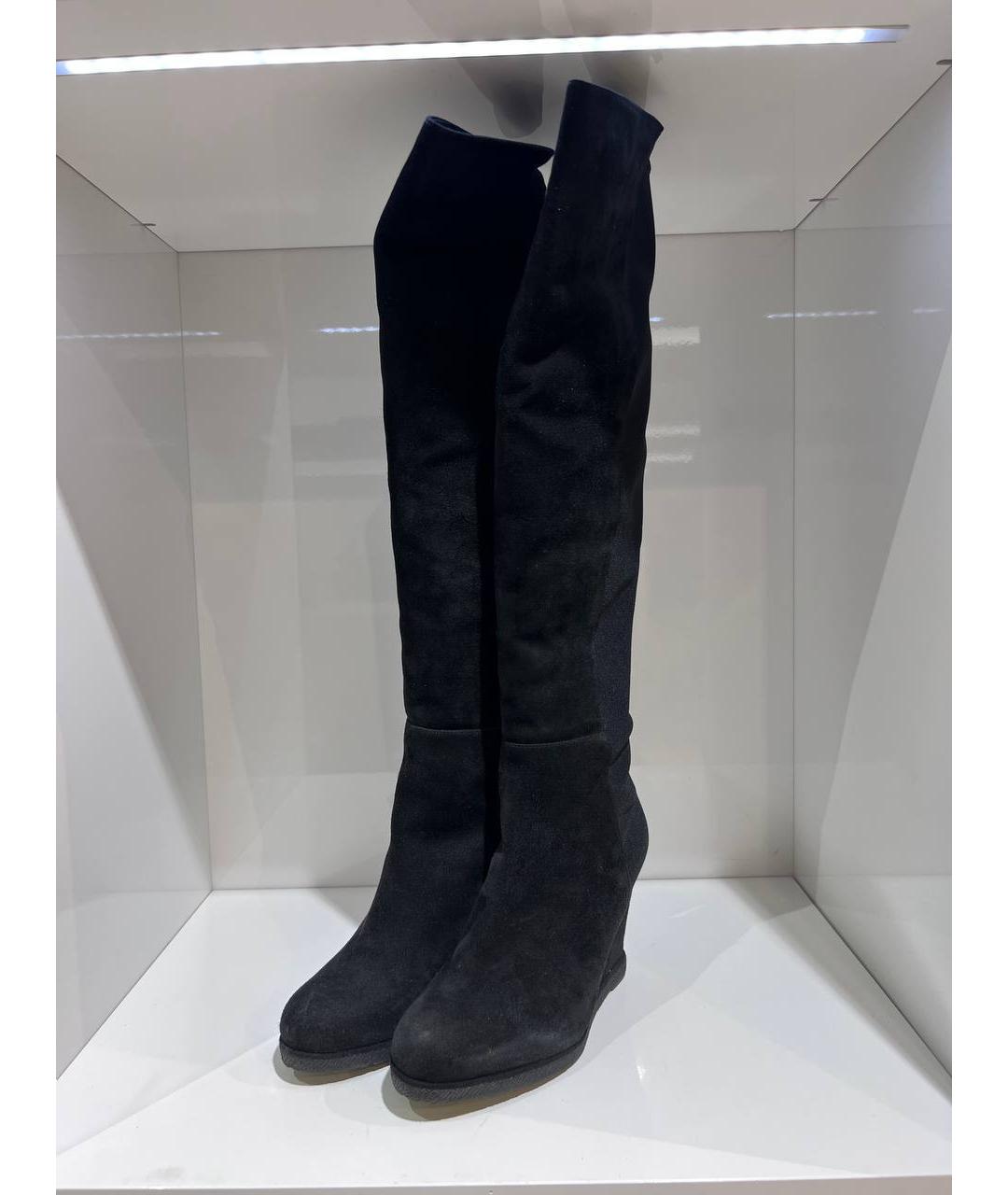 STUART WEITZMAN Черные замшевые сапоги, фото 3