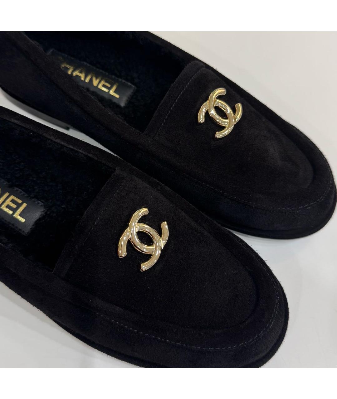CHANEL Черные замшевые лоферы, фото 3