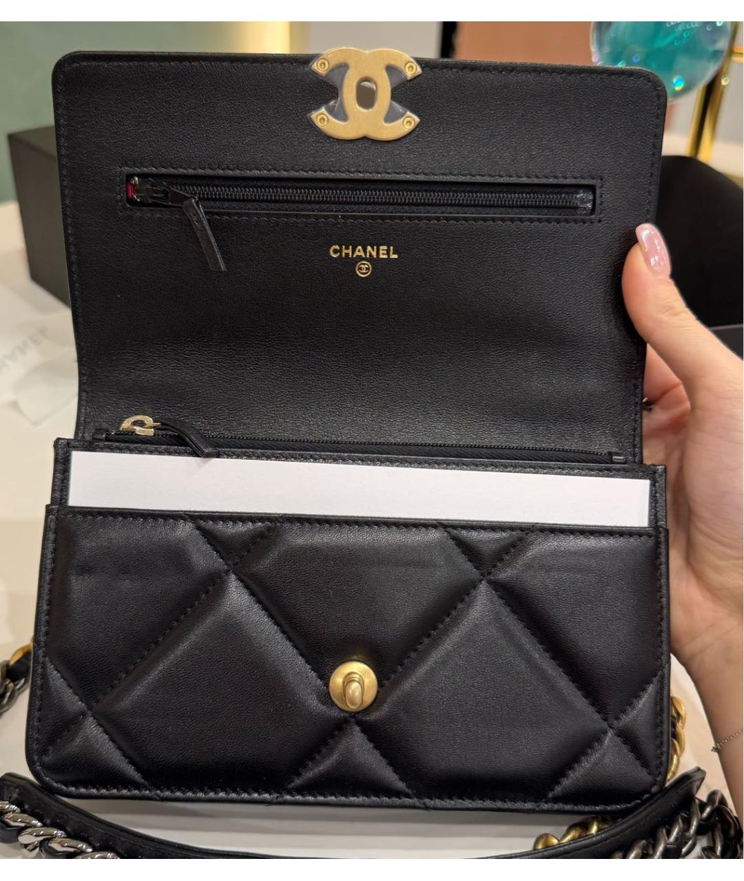 CHANEL Черная кожаная сумка через плечо, фото 6