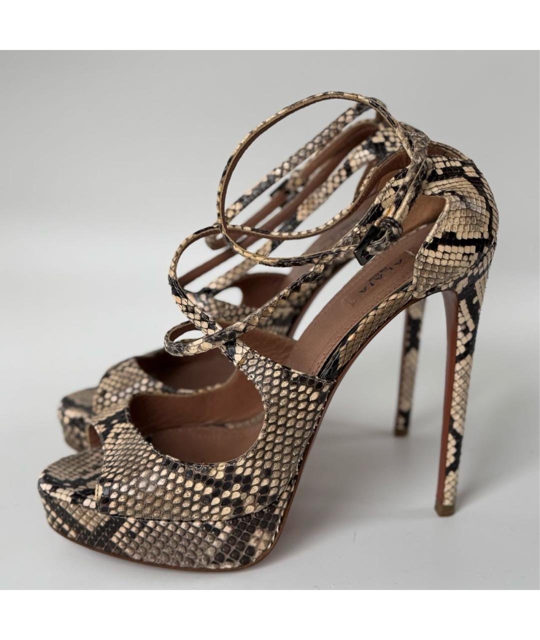 ALAIA Бежевые кожаные босоножки, фото 8