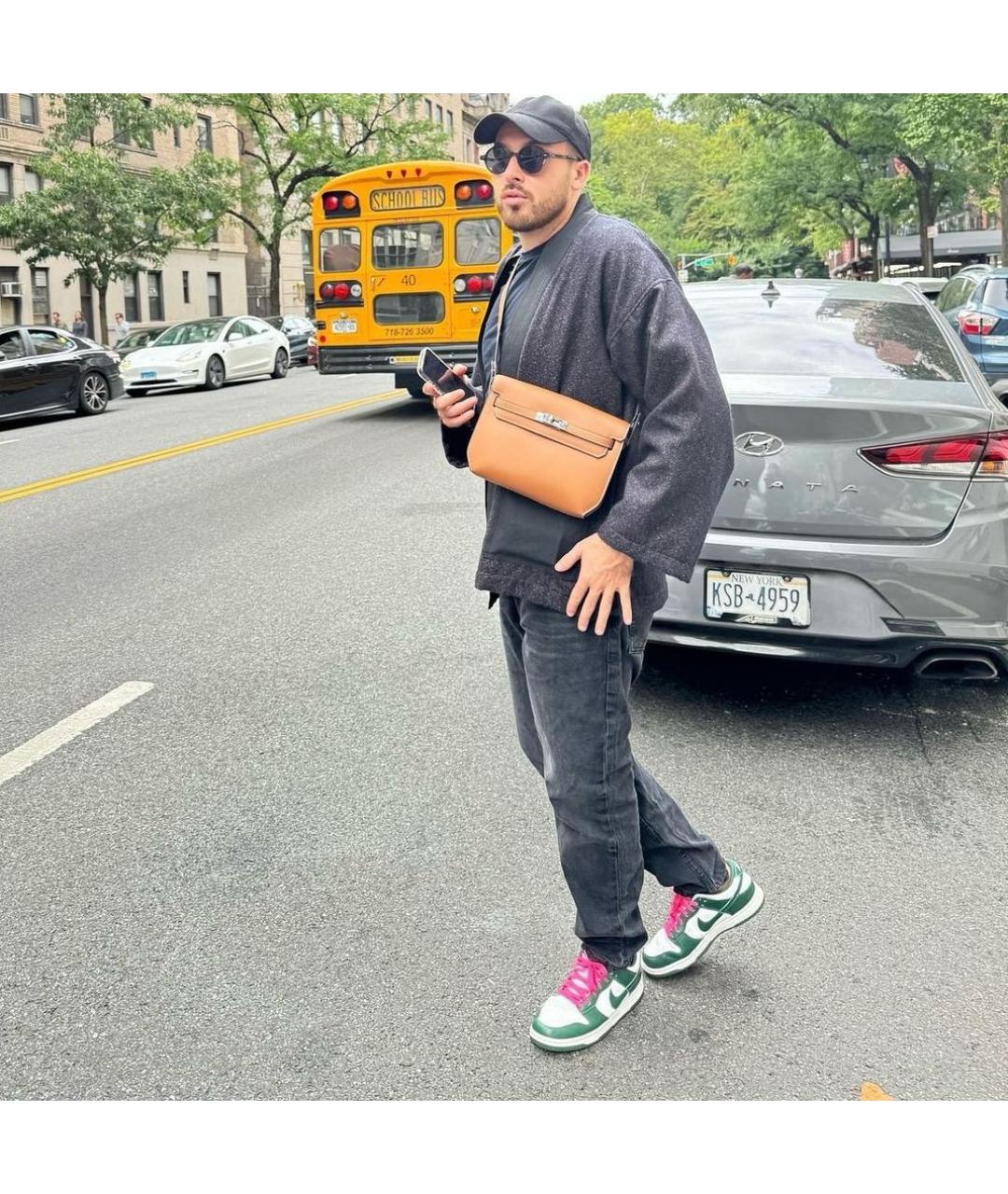 HERMES Коричневая кожаная барсетка, фото 4