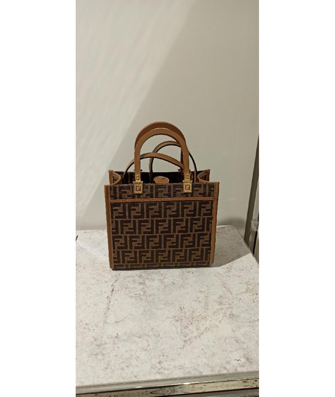 FENDI Коричневая тканевая сумка с короткими ручками, фото 4