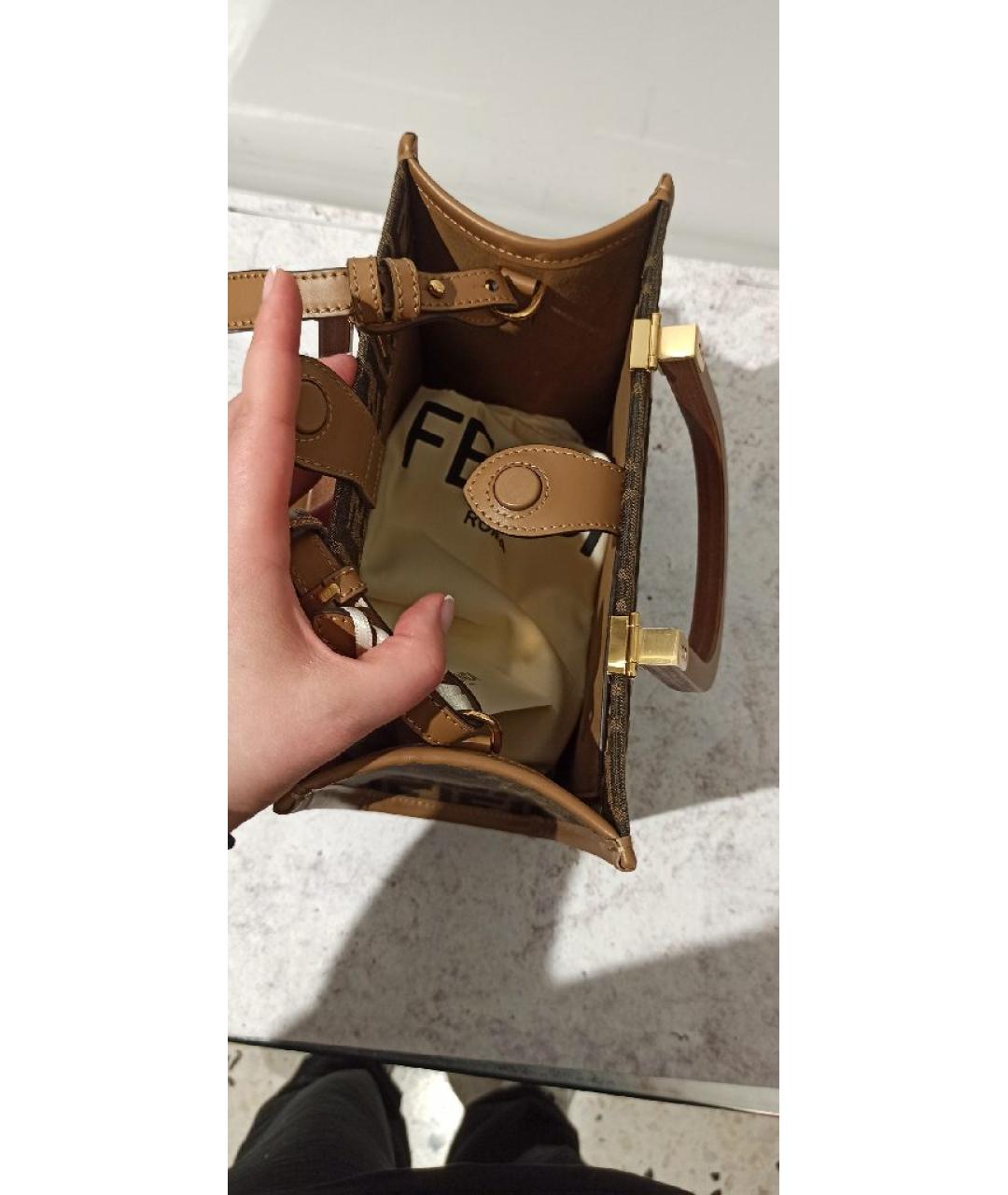 FENDI Коричневая тканевая сумка с короткими ручками, фото 5