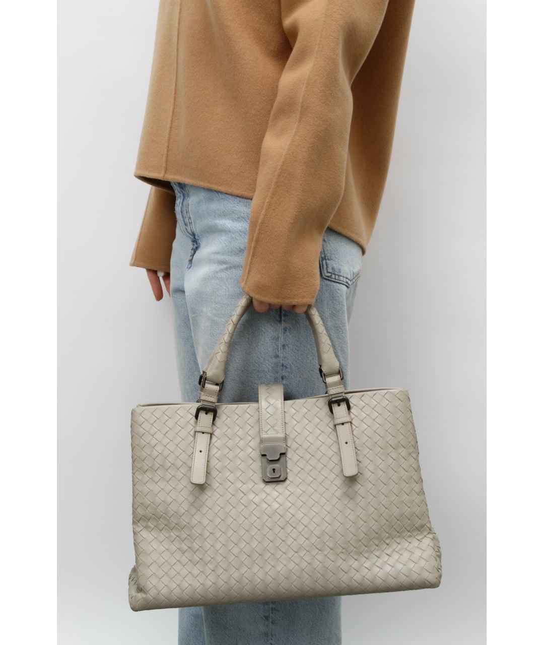 BOTTEGA VENETA Серая кожаная сумка с короткими ручками, фото 6