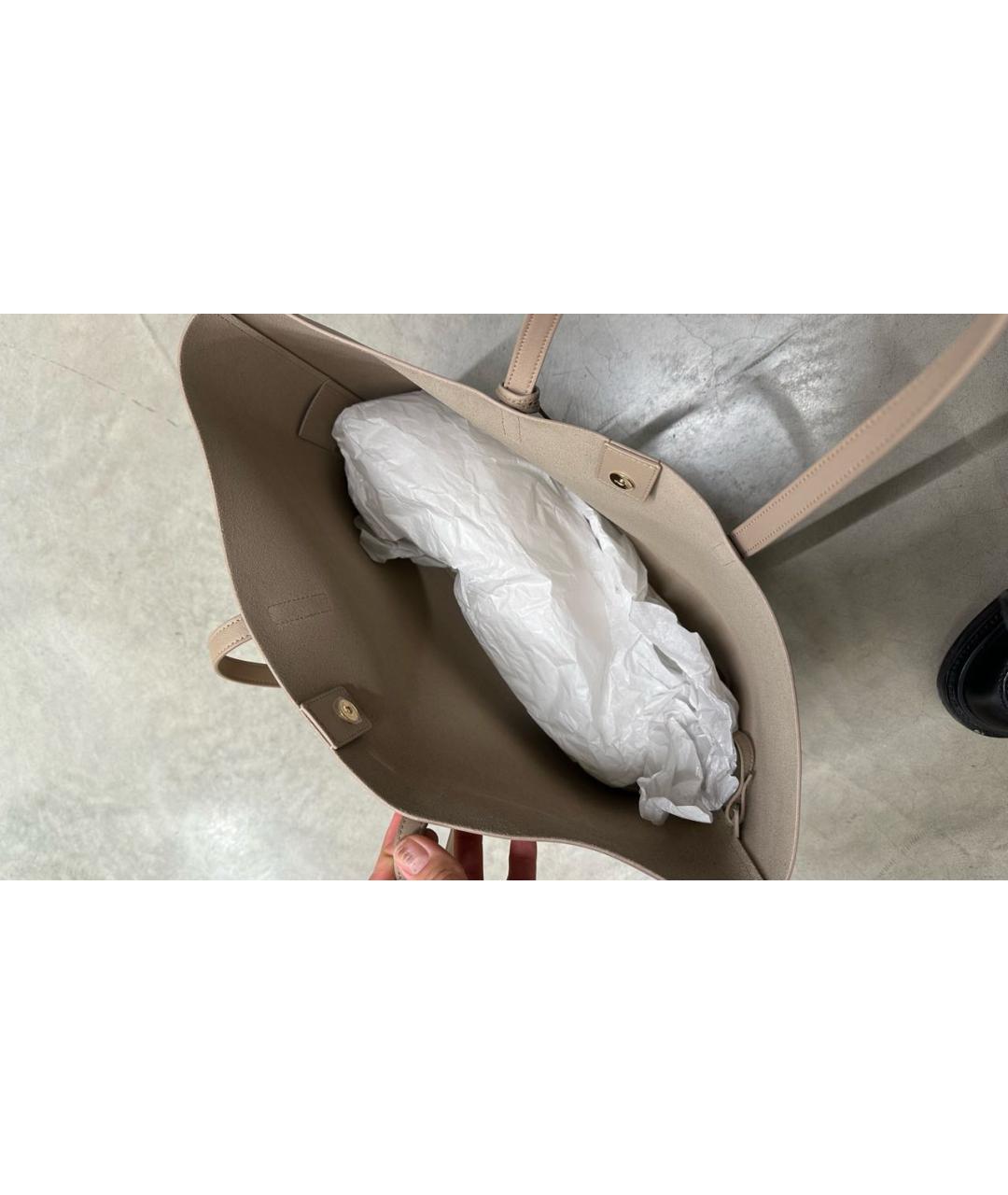 SAINT LAURENT Бежевая кожаная сумка с короткими ручками, фото 4