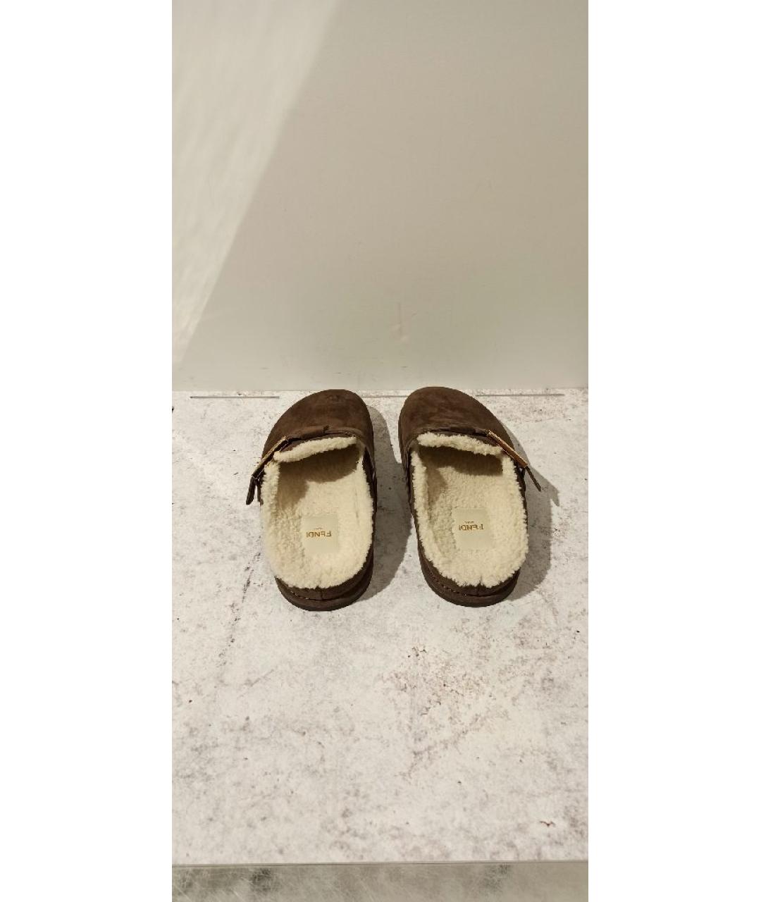 FENDI Коричневые замшевые мюли, фото 4