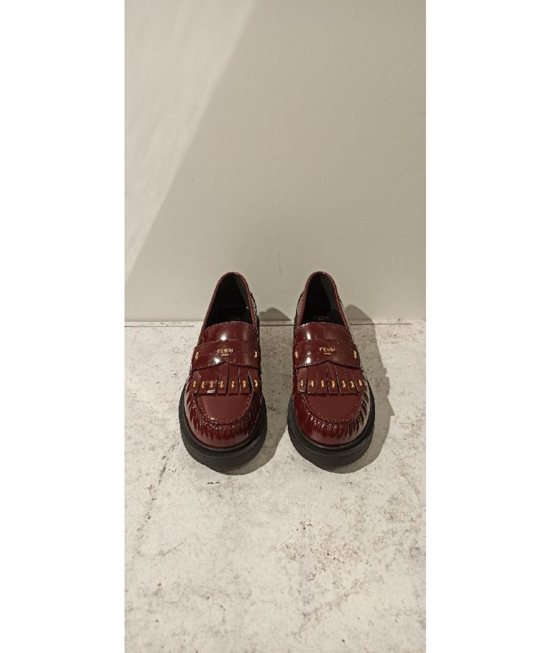 FENDI Красные кожаные лоферы, фото 2