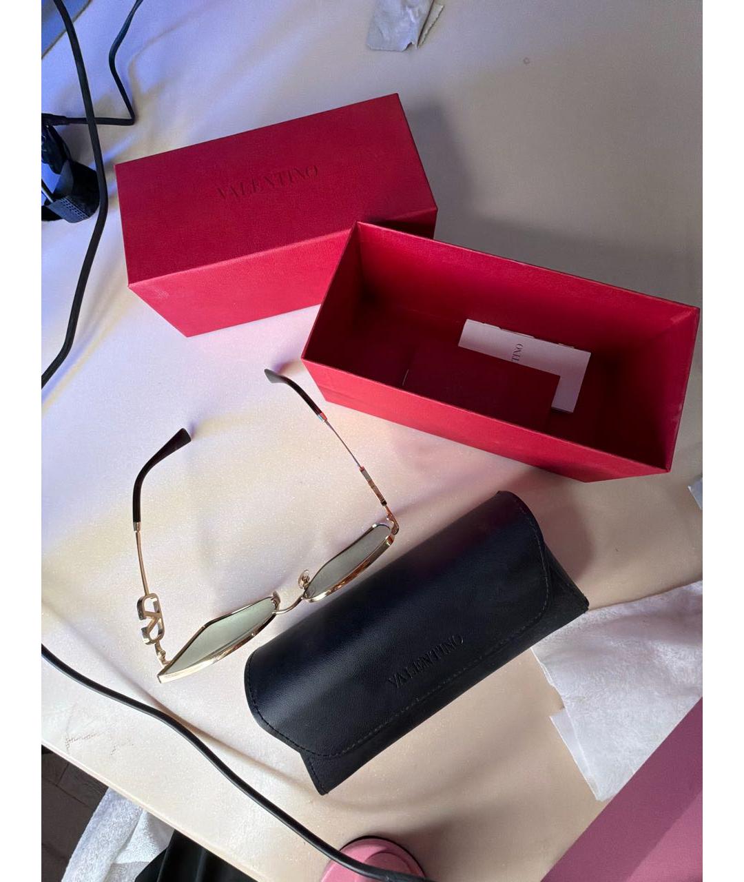 VALENTINO Черные металлические солнцезащитные очки, фото 4