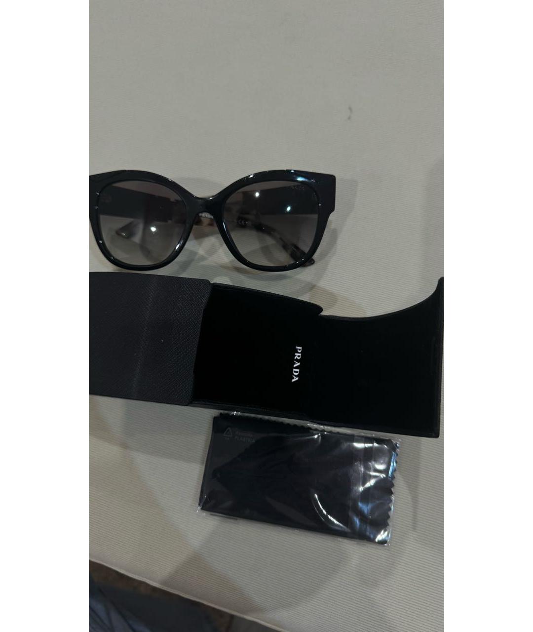 PRADA Черные пластиковые солнцезащитные очки, фото 4