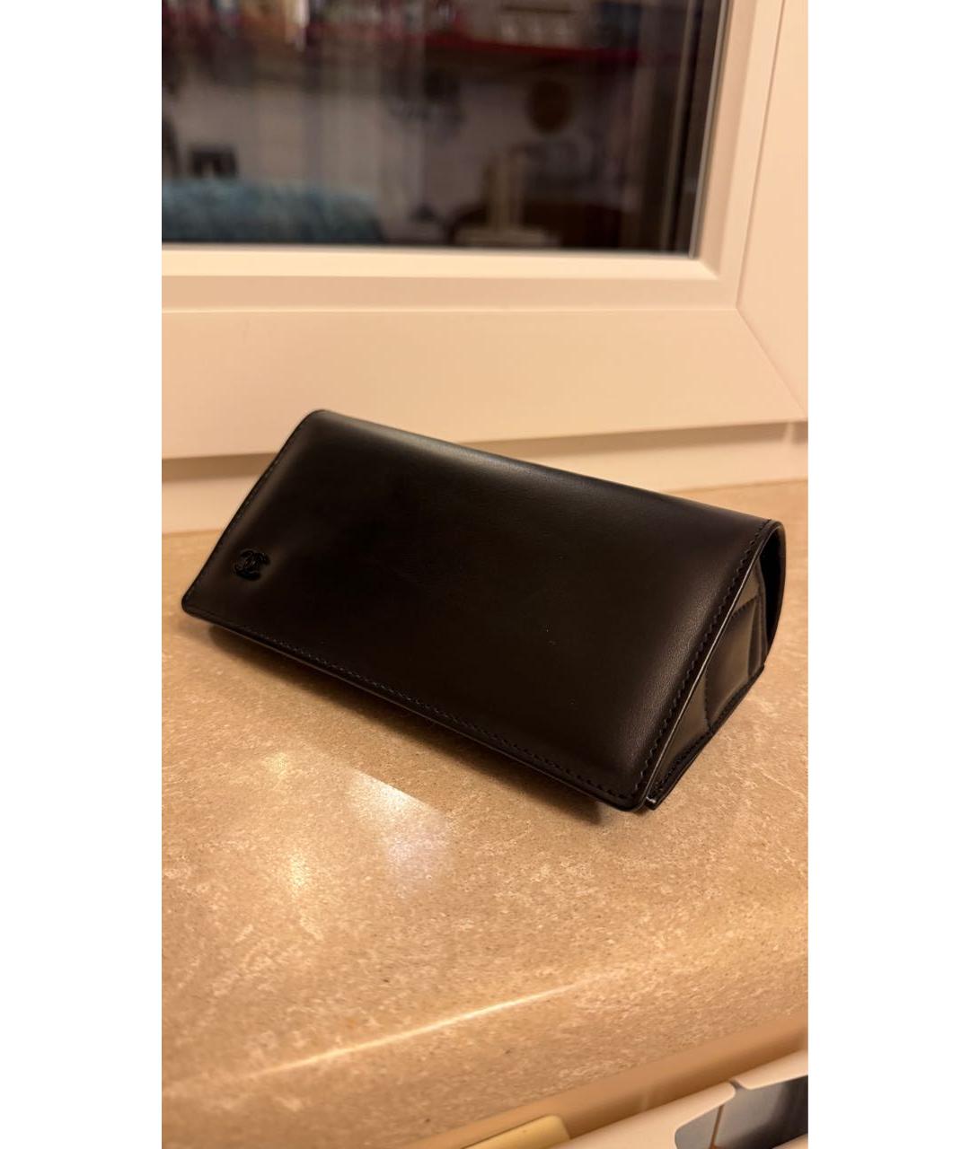 CHANEL Черные пластиковые солнцезащитные очки, фото 4