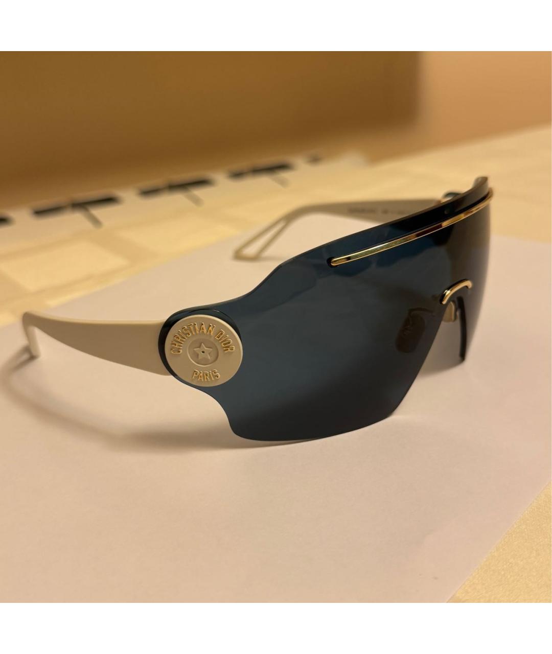 CHRISTIAN DIOR Белые пластиковые солнцезащитные очки, фото 2