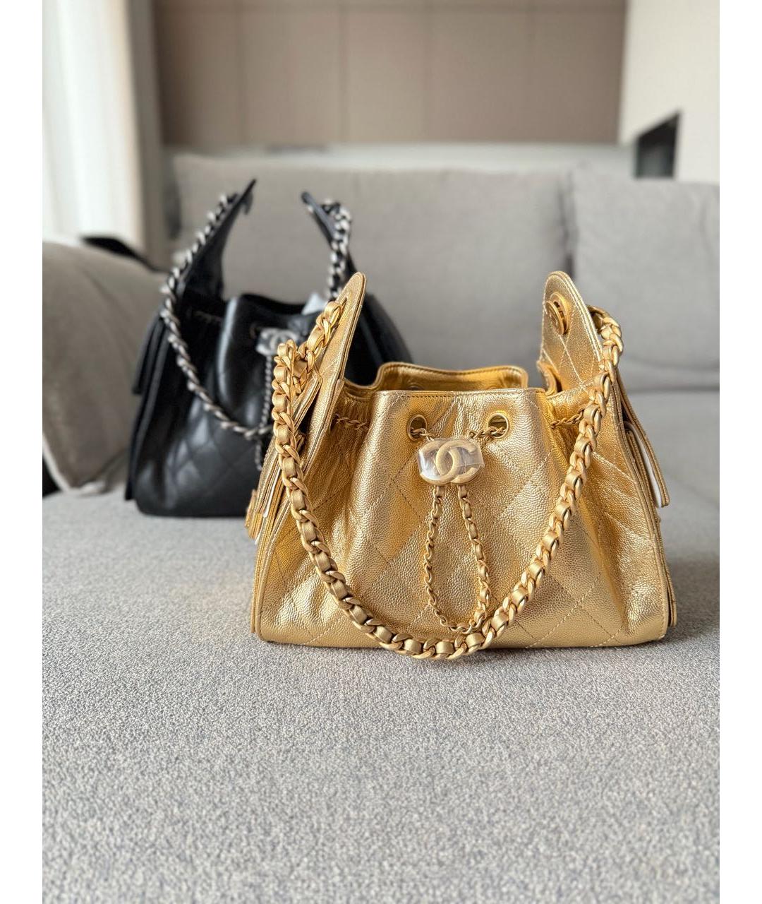 CHANEL Золотая кожаная сумка с короткими ручками, фото 2