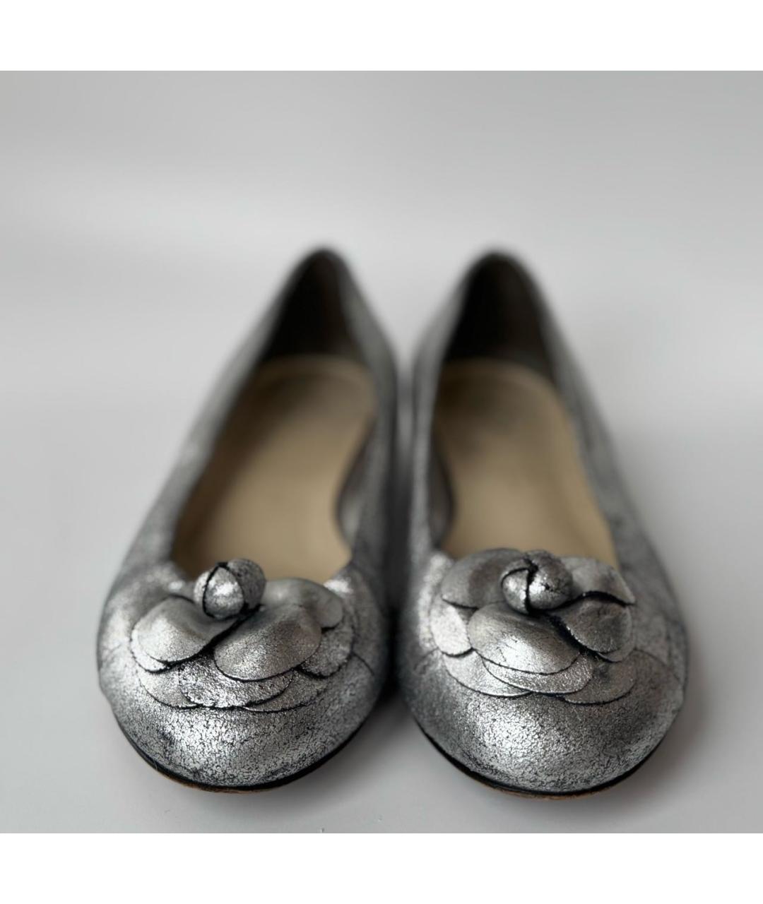 CHANEL Серебряные кожаные балетки, фото 2