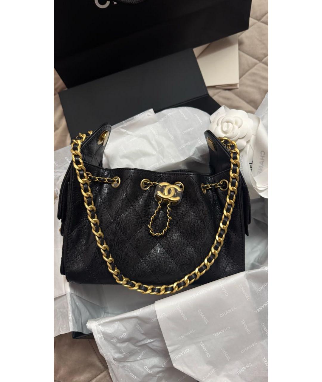 CHANEL Черная кожаная сумка с короткими ручками, фото 8